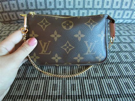 louis vuitton mini pochette what fits|louis vuitton mini pouch.